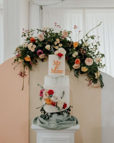 Création de gâteaux sur mesure floral à Saint-Pierre